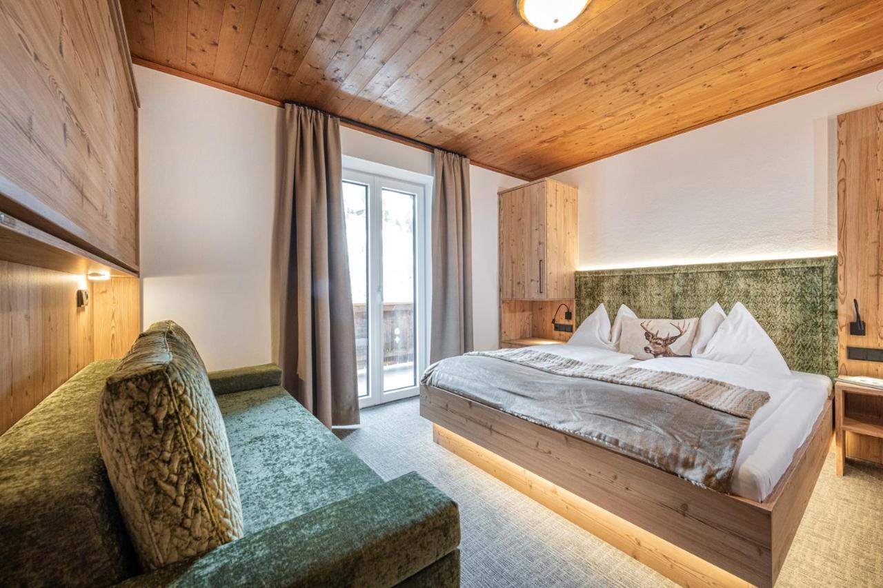 Jugendhotel Gruber グロースアルル エクステリア 写真