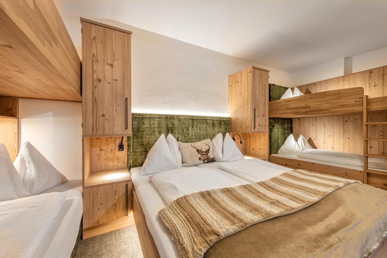 Jugendhotel Gruber グロースアルル エクステリア 写真