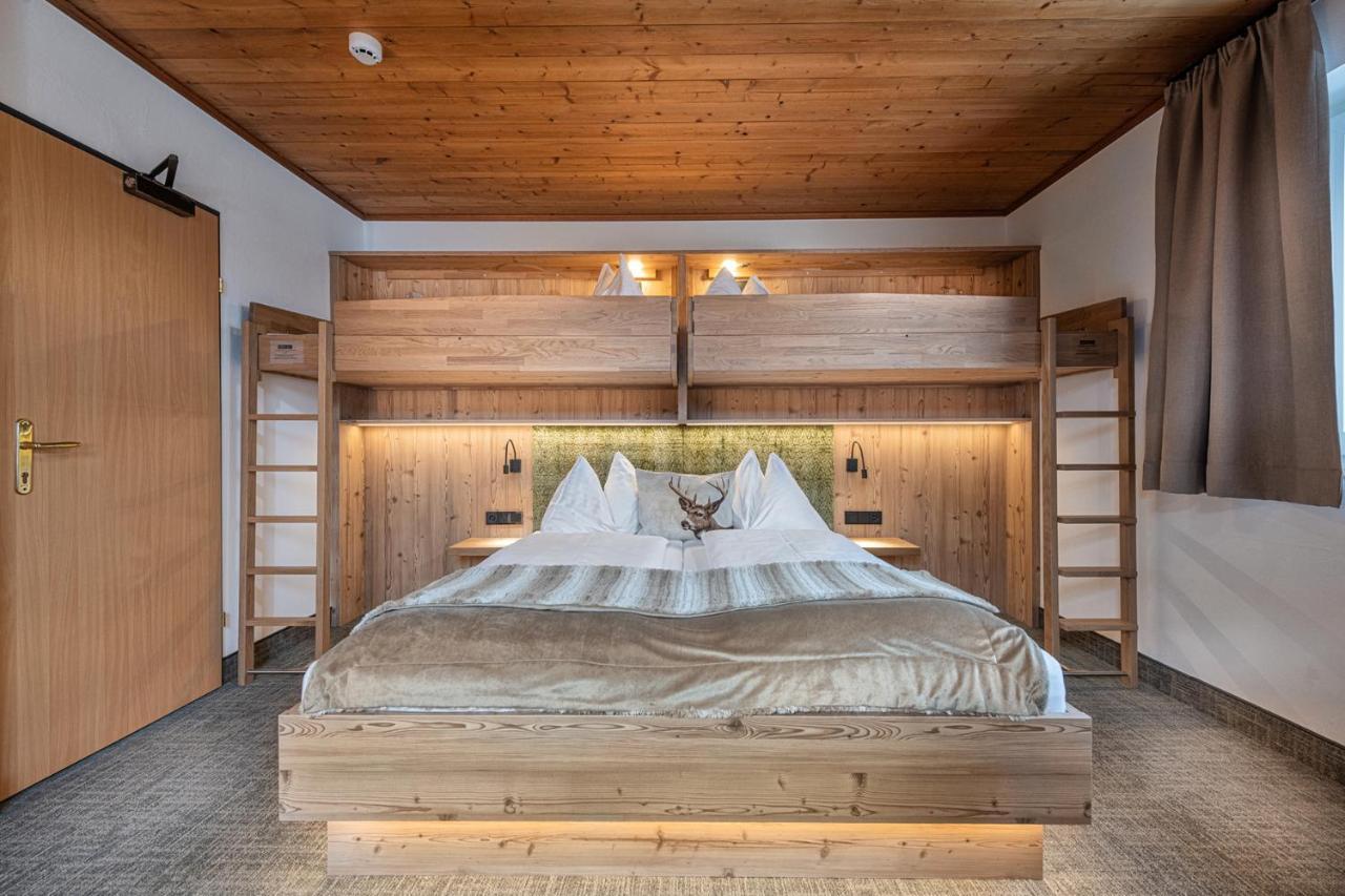 Jugendhotel Gruber グロースアルル エクステリア 写真