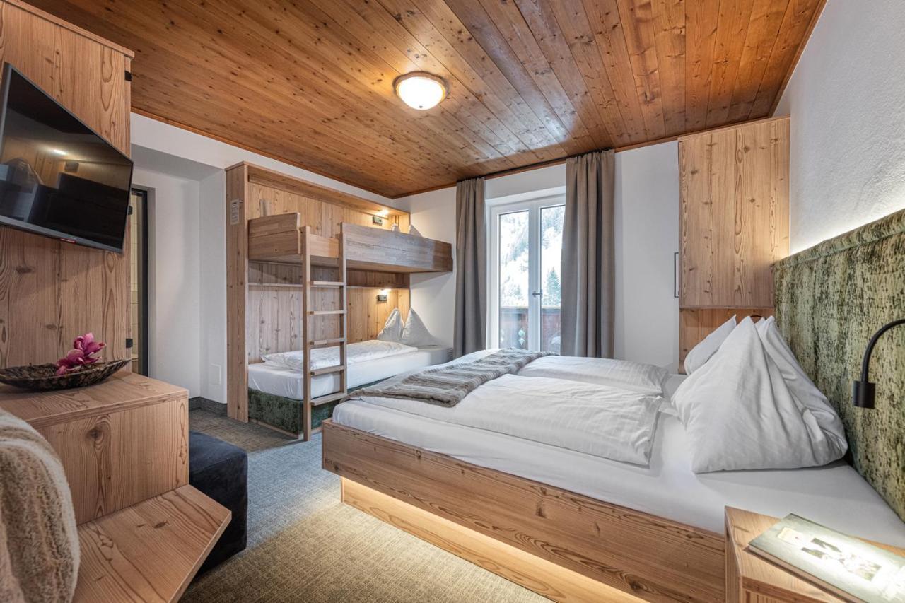 Jugendhotel Gruber グロースアルル エクステリア 写真