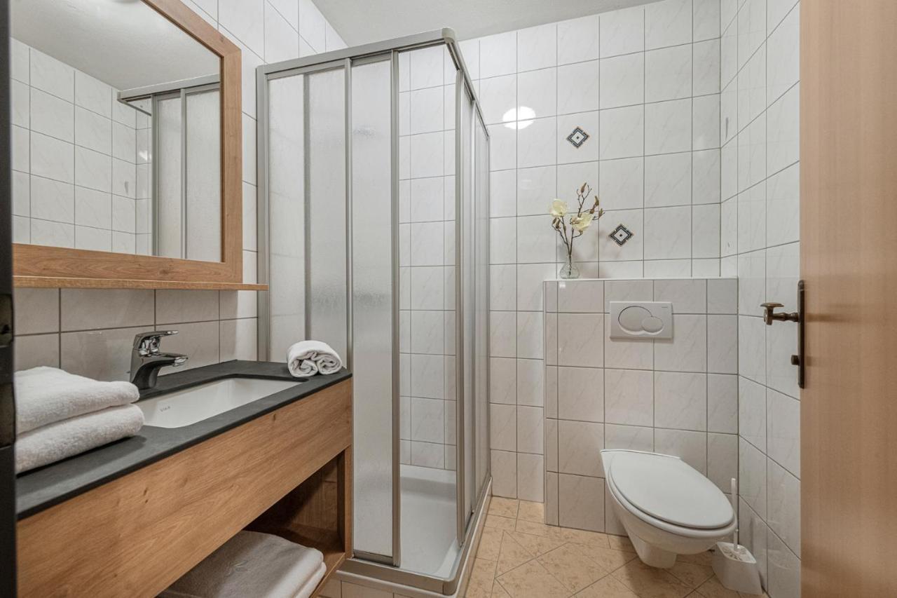 Jugendhotel Gruber グロースアルル エクステリア 写真