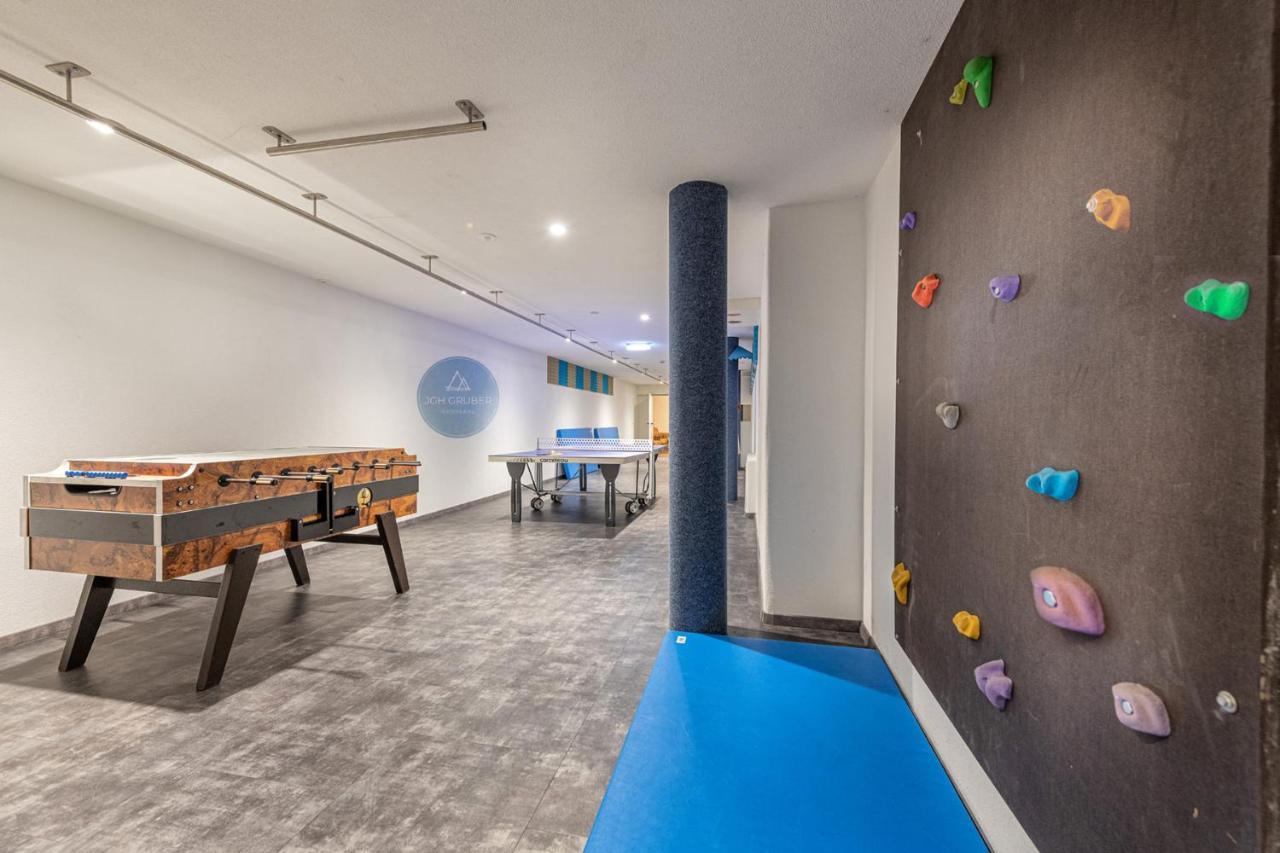 Jugendhotel Gruber グロースアルル エクステリア 写真