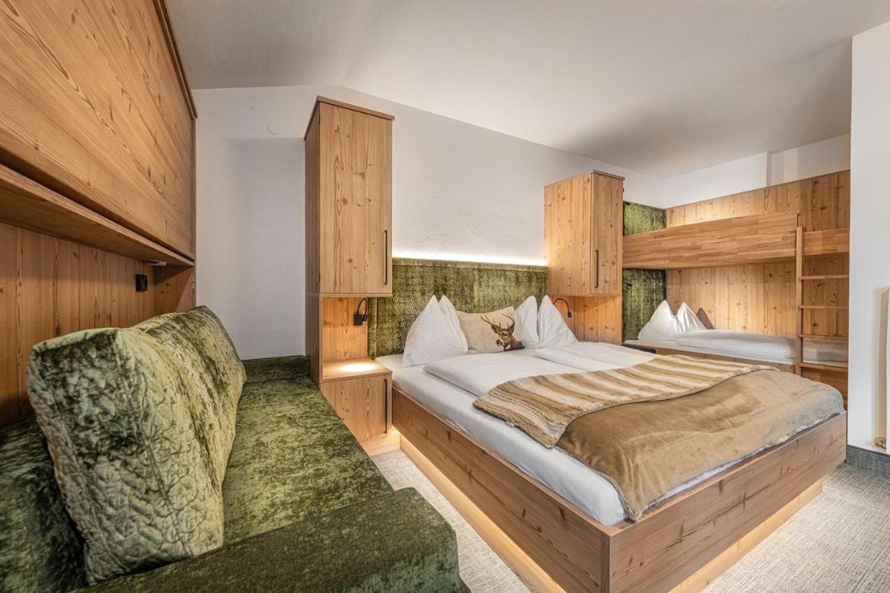 Jugendhotel Gruber グロースアルル エクステリア 写真